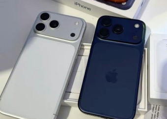 1iPhone (2)