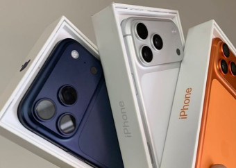 1iPhone (3)